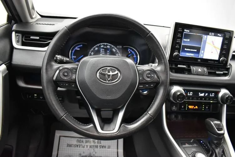 Used 2021 Toyota RAV4 Limited w/ Limited Grade Weather Package AWD/4WD image 21