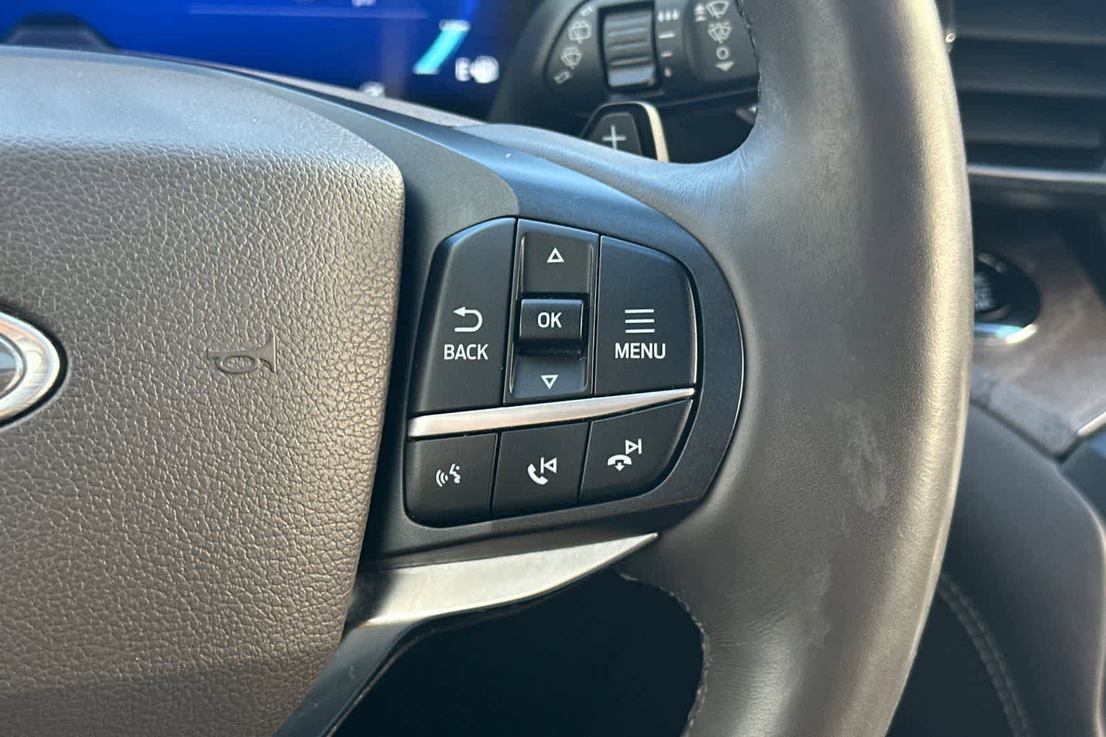 Used 2020 Ford Explorer Platinum AWD/4WD image 29