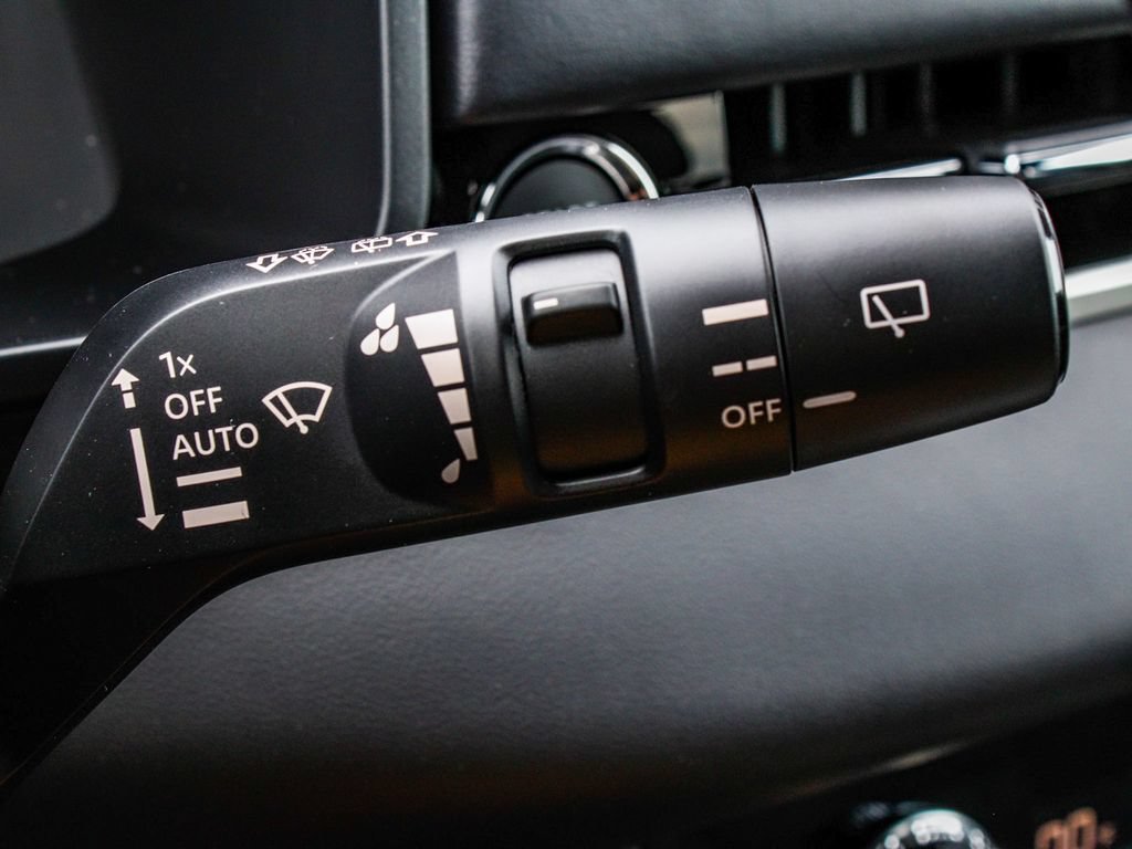 New 2026 Mitsubishi Outlander LE AWD/4WD image 29