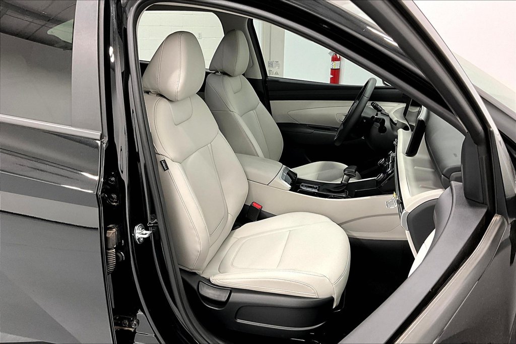 Used 2025 Hyundai Tucson SEL FWD image 9