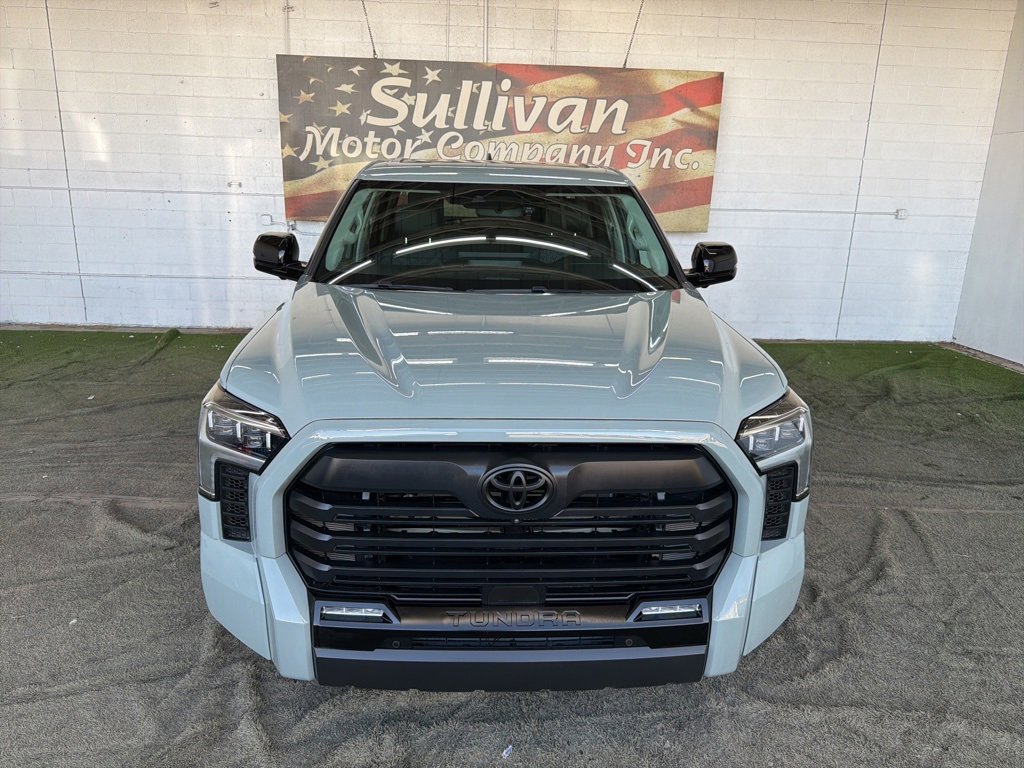 Used 2024 Toyota Tundra Limited image 3