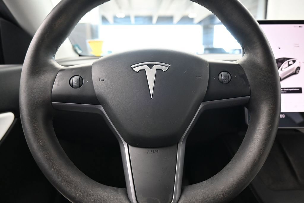 Used 2021 Tesla Model Y Long Range AWD/4WD image 19
