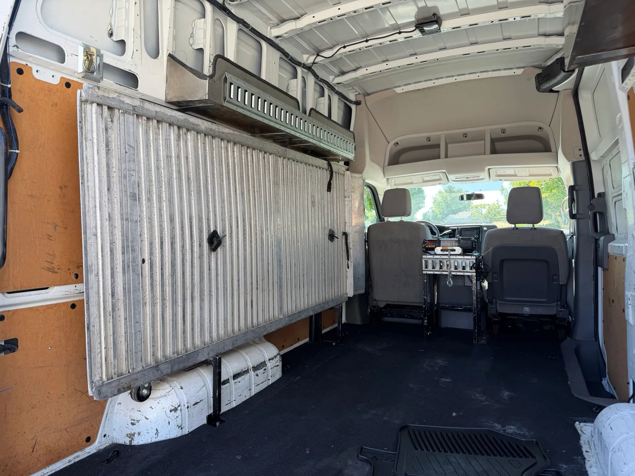Used 2016 Nissan NV 3500 SV w/ Technology Package RWD image 11