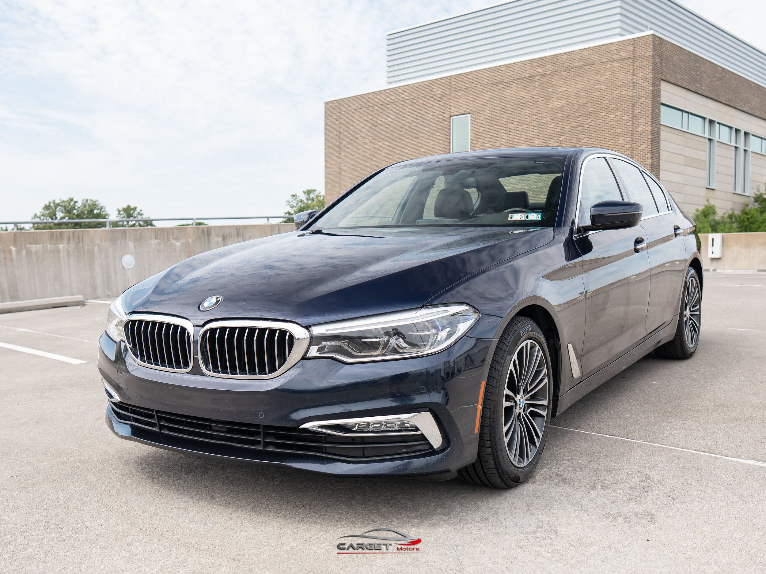 Used 2017 BMW 540i xDrive AWD/4WD image 3