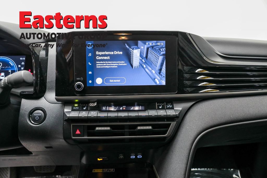 Used 2025 Toyota Camry LE w/ Convenience Package image 12