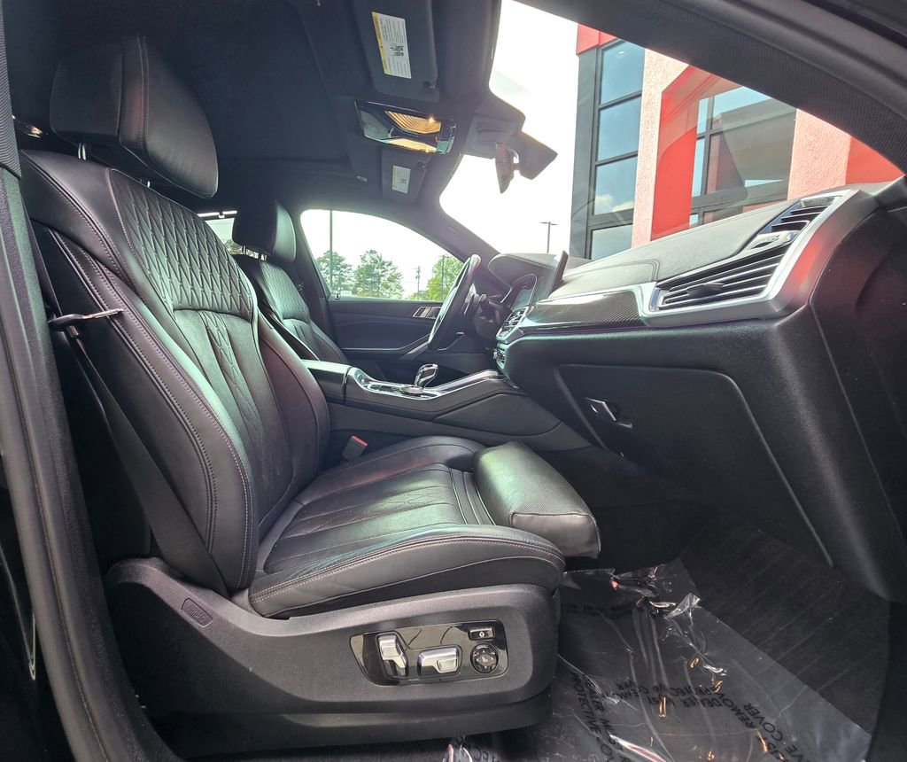 Used 2021 BMW X6 M50i w/ Executive Package AWD/4WD image 28
