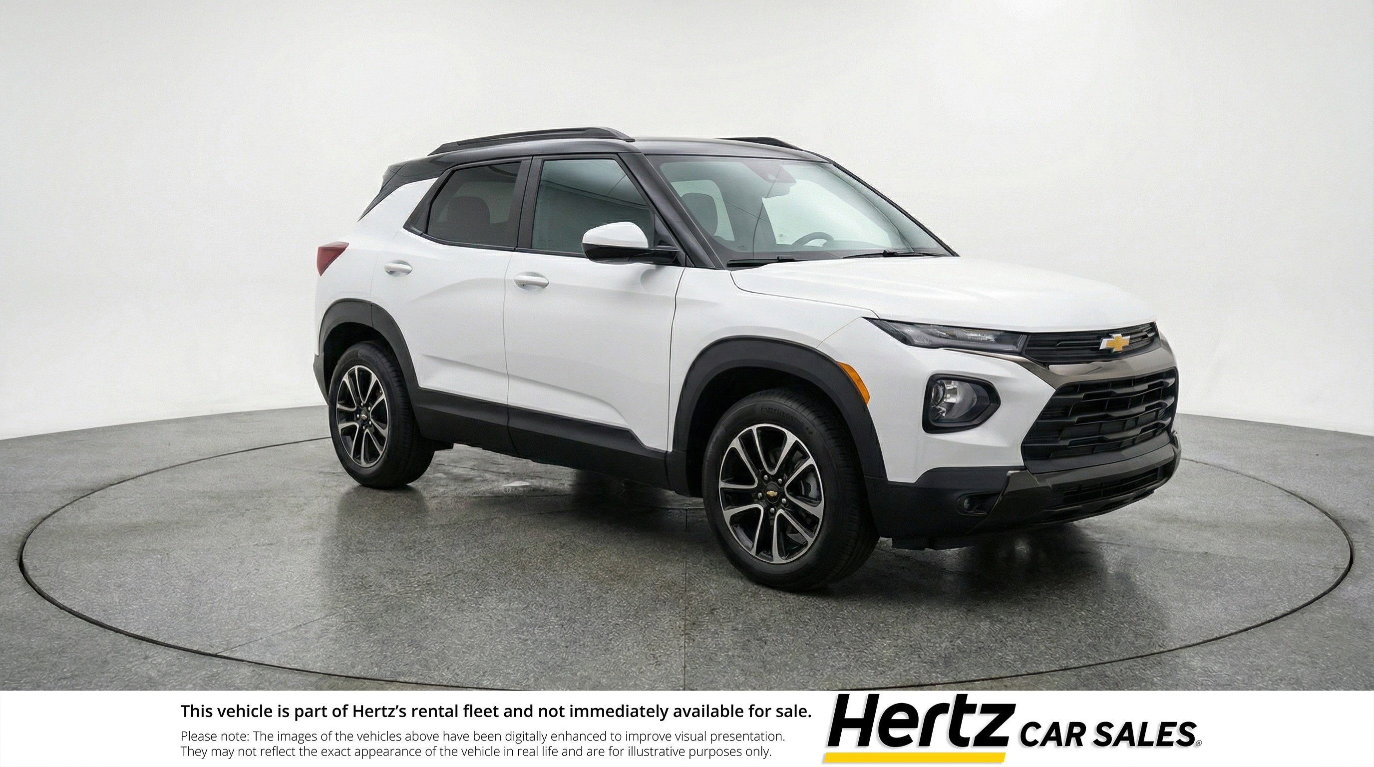 Used 2025 Chevrolet TrailBlazer LT image 1