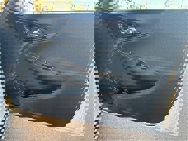 Used 2022 Chevrolet Malibu LT image 28