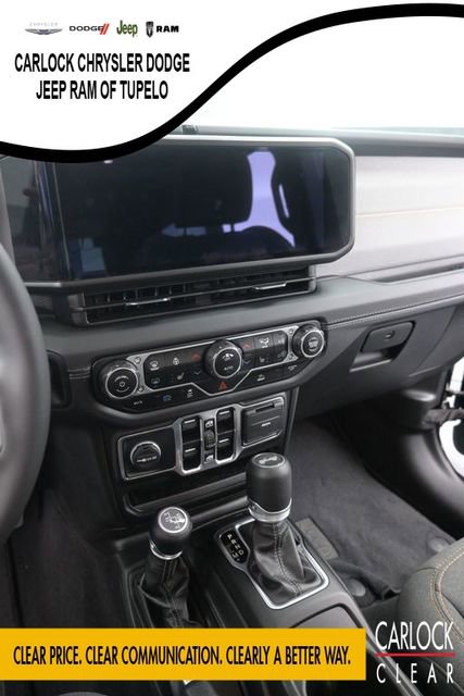 Used 2025 Jeep Wrangler Sahara image 18