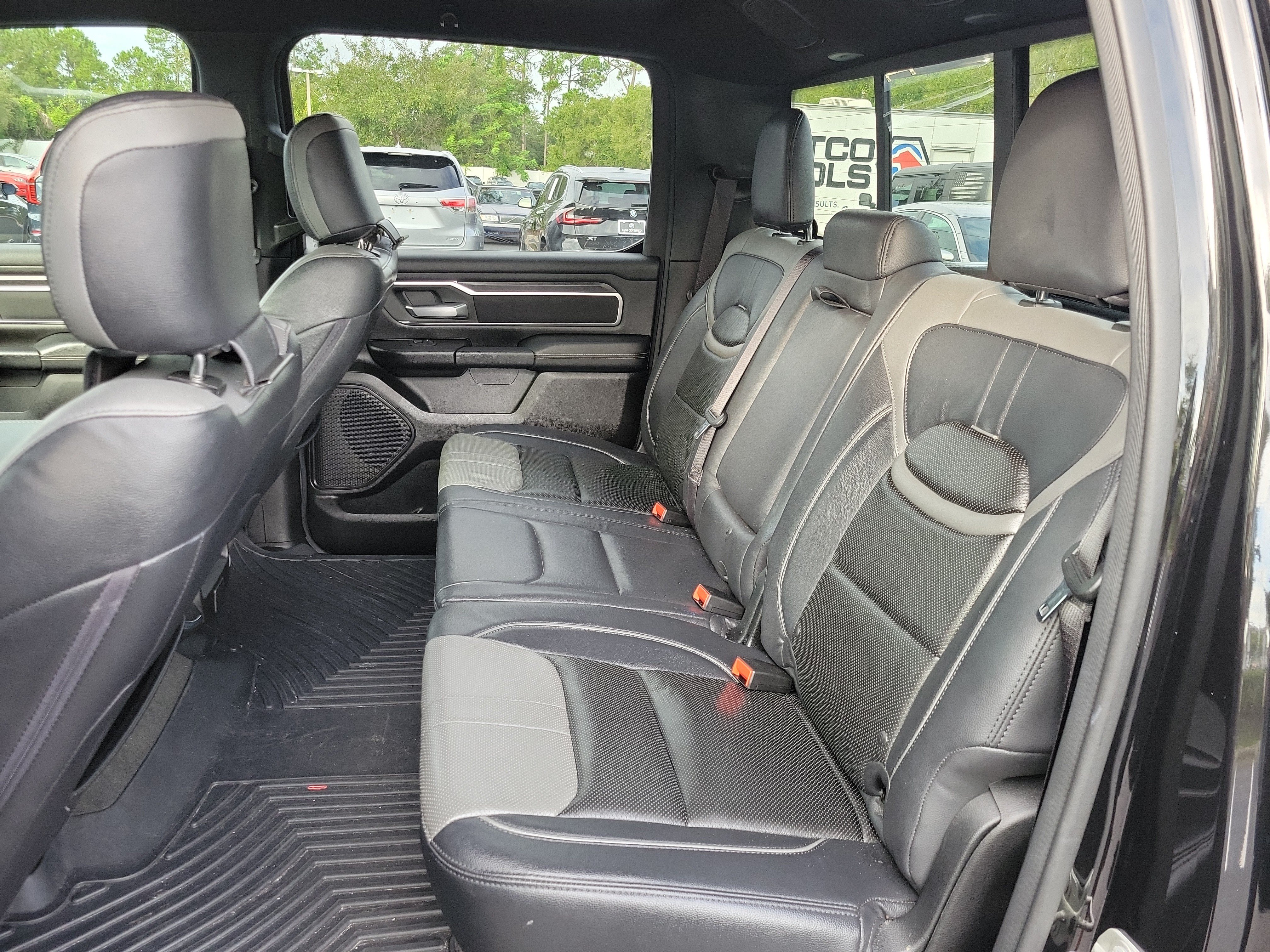 Used 2024 RAM 1500 Big Horn AWD/4WD image 29