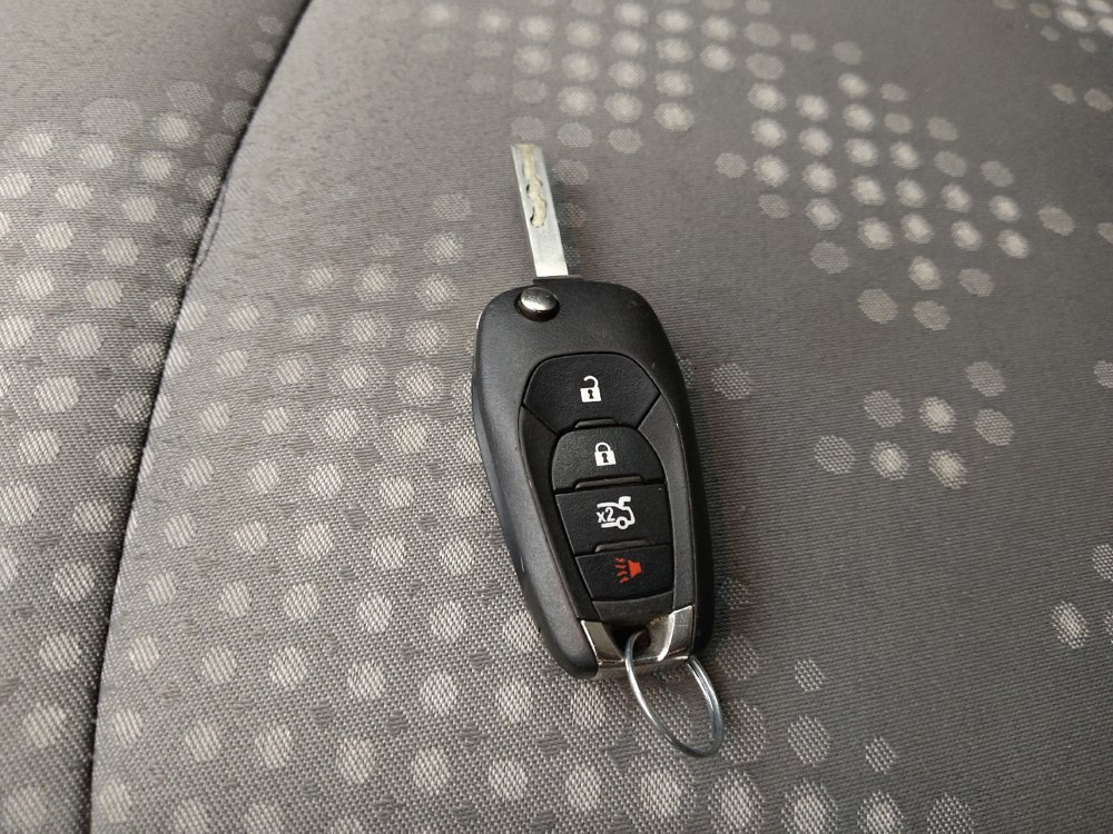 Used 2020 Chevrolet Sonic LS FWD image 32