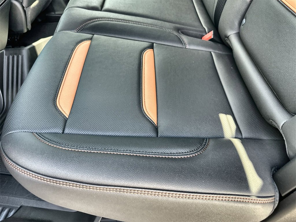 New 2026 GMC Sierra 1500 AT4 w/ AT4 Premium Package image 17