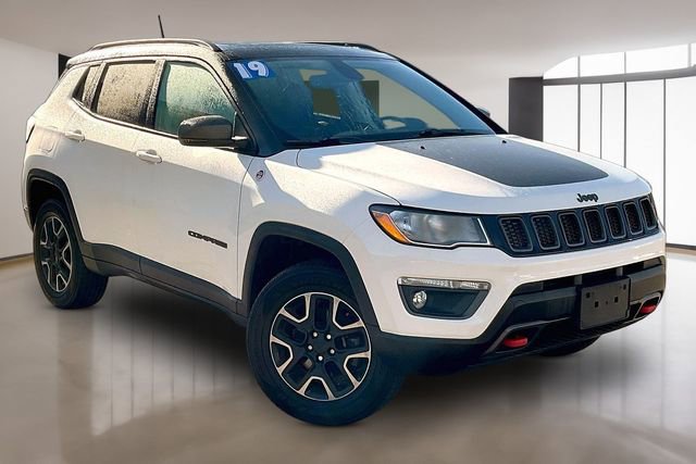 Used 2019 Jeep Compass Trailhawk w/ Leather Interior Group image 3