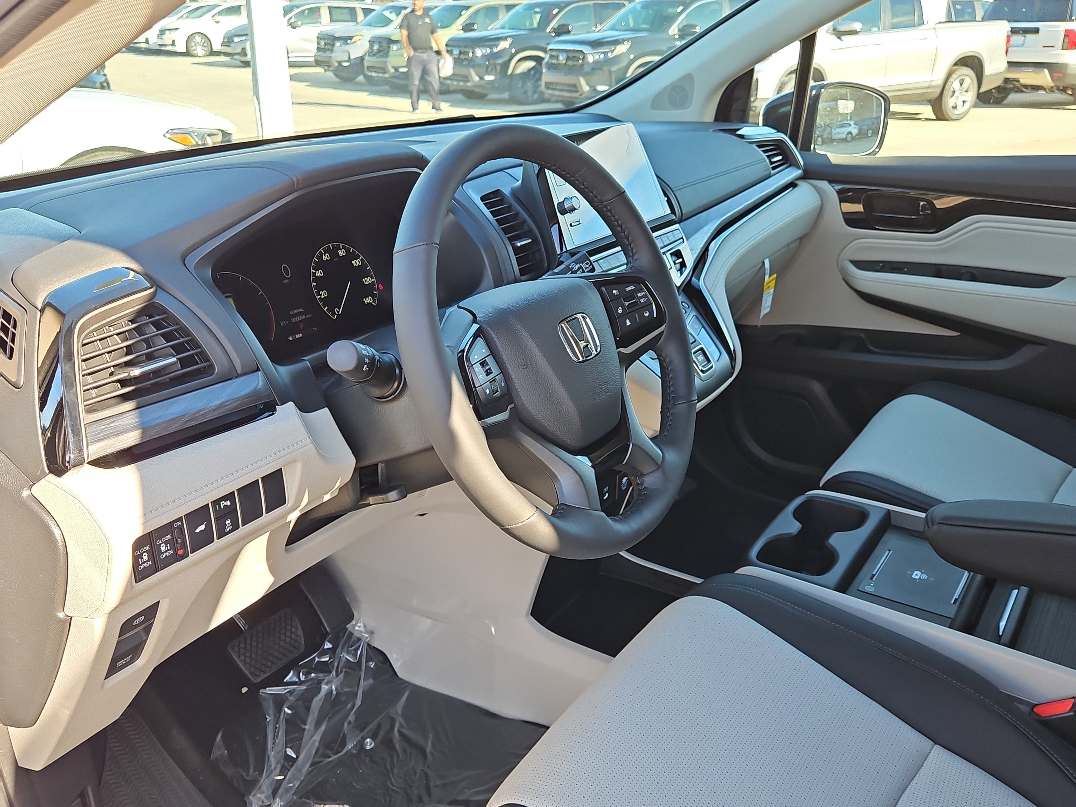 New 2026 Honda Odyssey Elite image 14