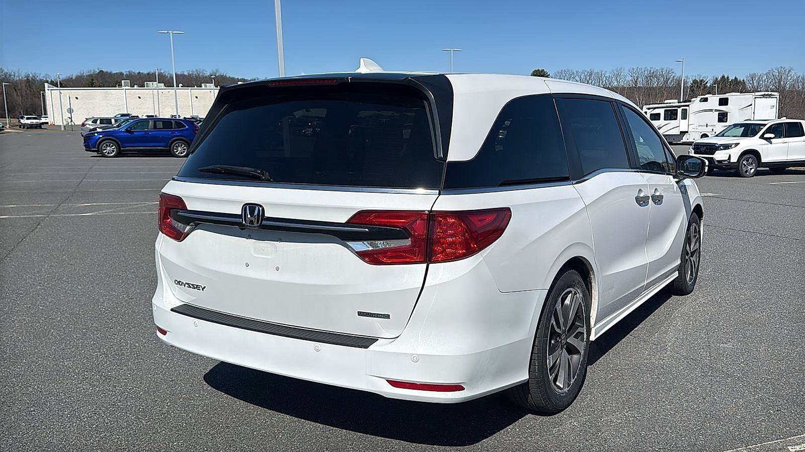 Used 2023 Honda Odyssey Touring image 7