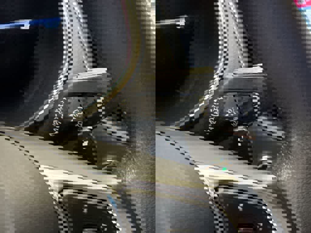 Used 2019 Ford Edge Titanium image 26