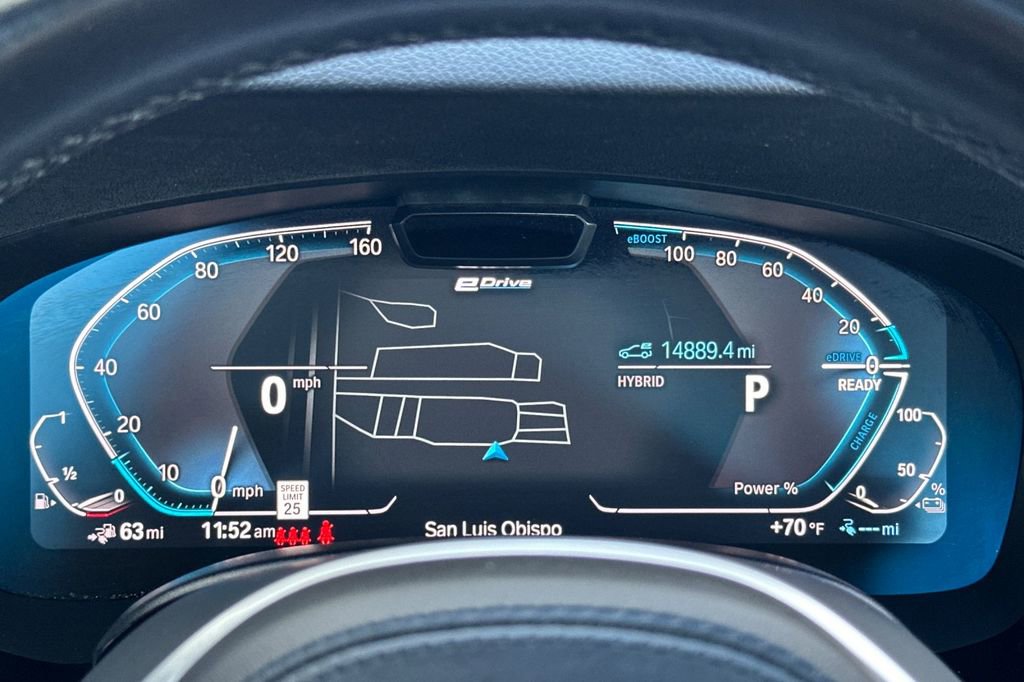 Used 2023 BMW 530e w/ M Sport Package image 29