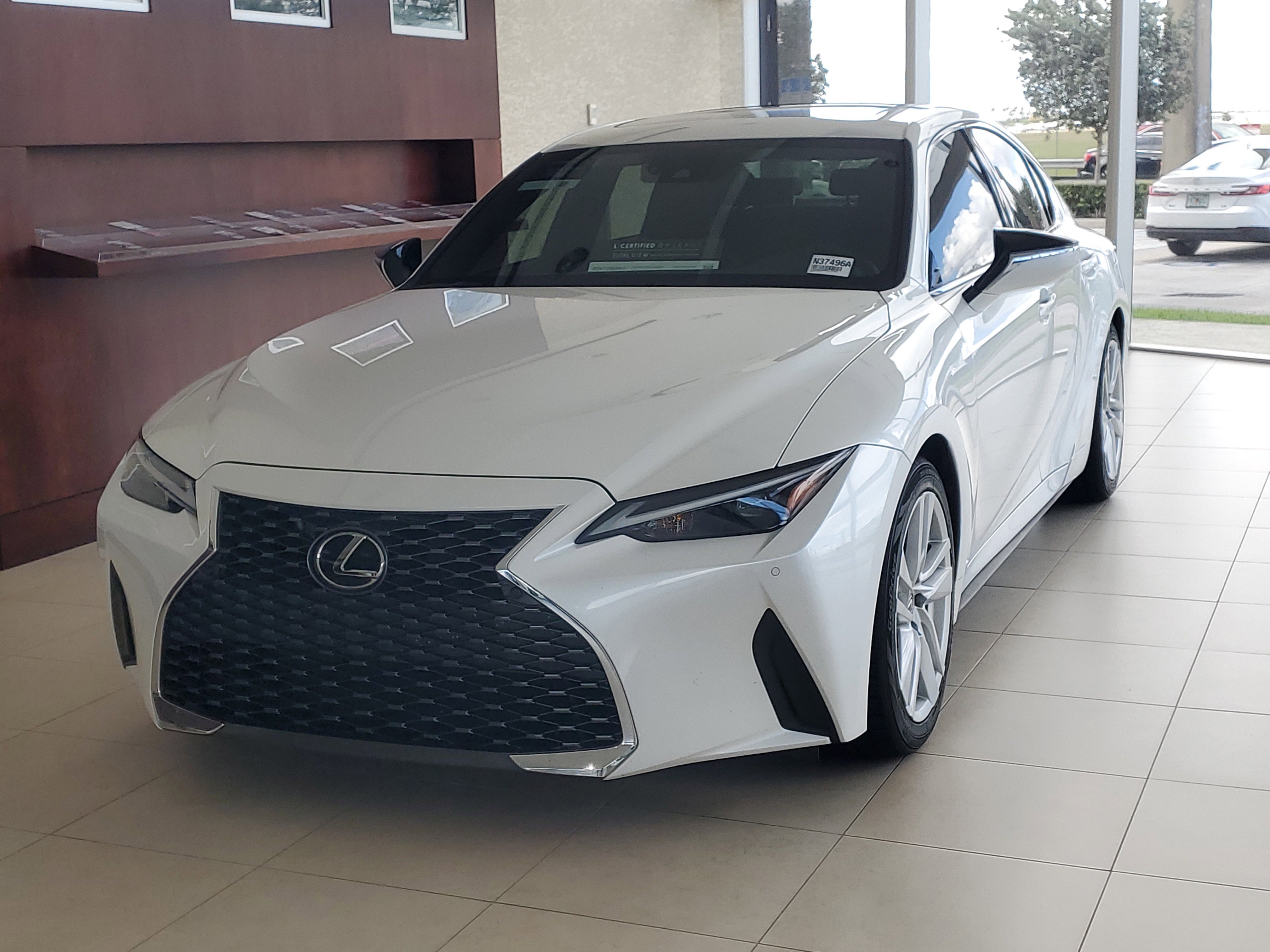 Used 2024 Lexus IS 300 w/ Comfort Package RWD image 5