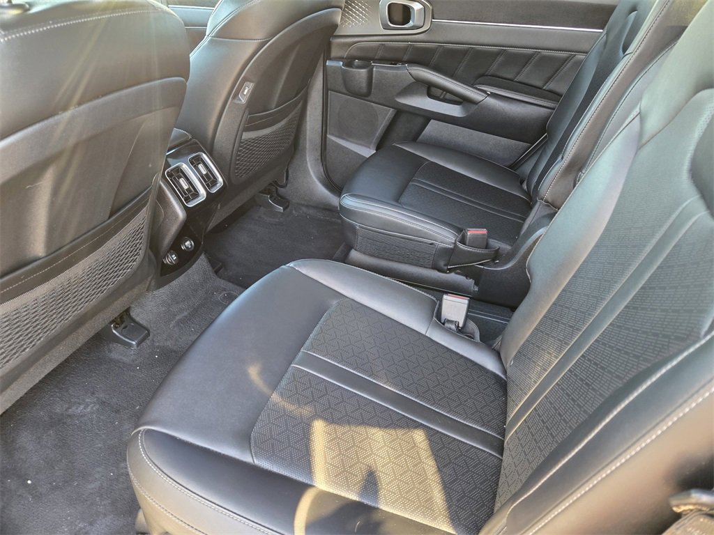 Used 2023 Kia Sorento SX image 76