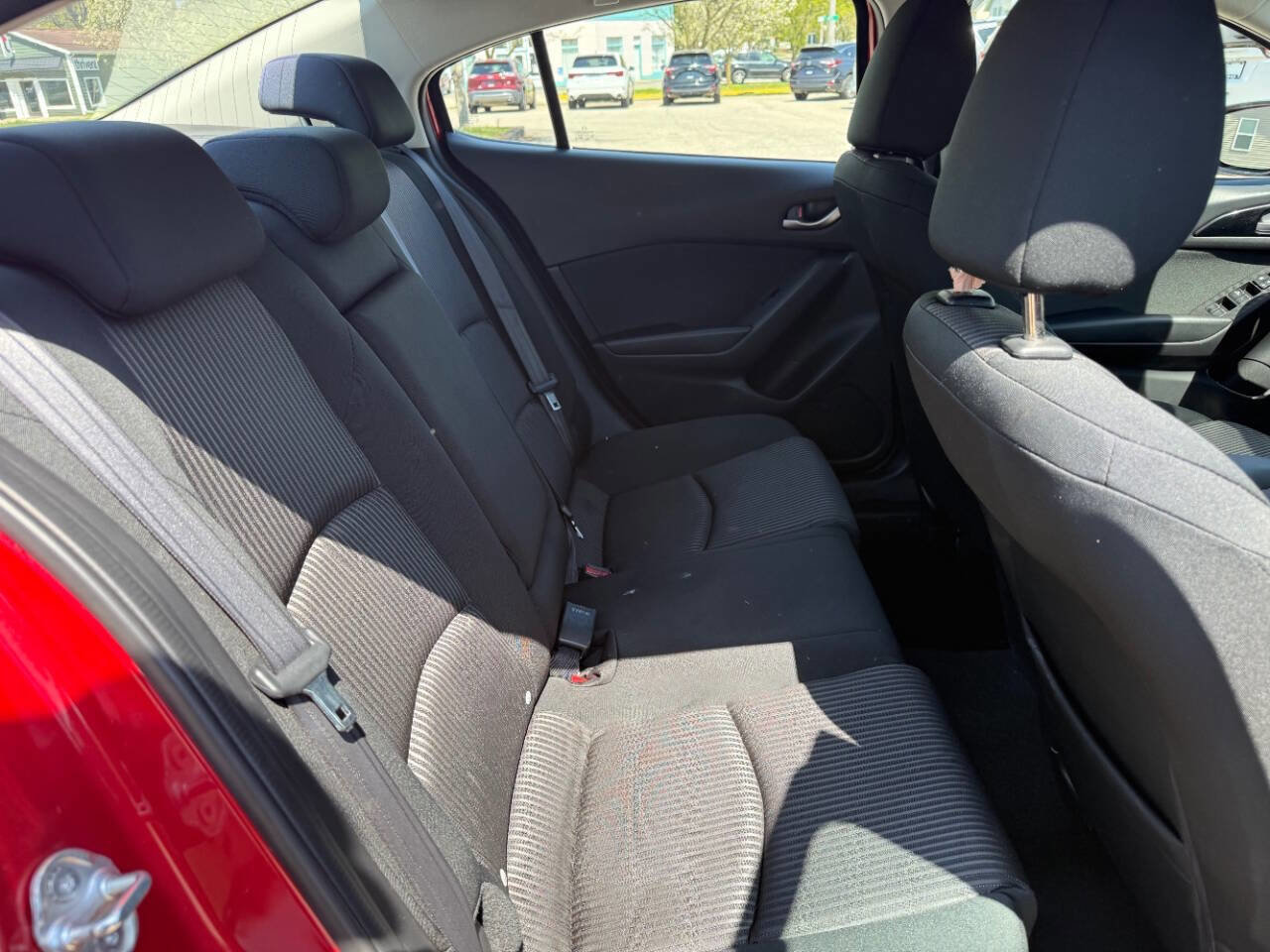 Used 2014 MAZDA MAZDA3 i Touring image 28