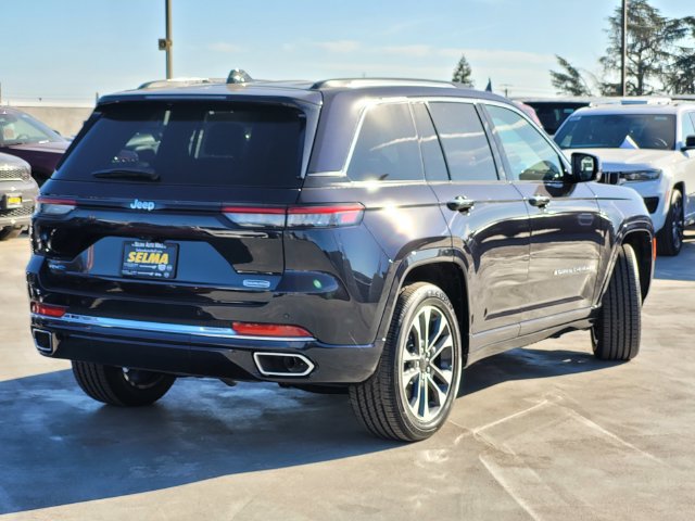 New 2024 Jeep Grand Cherokee Overland w/ Trailer Tow Package AWD/4WD image 5