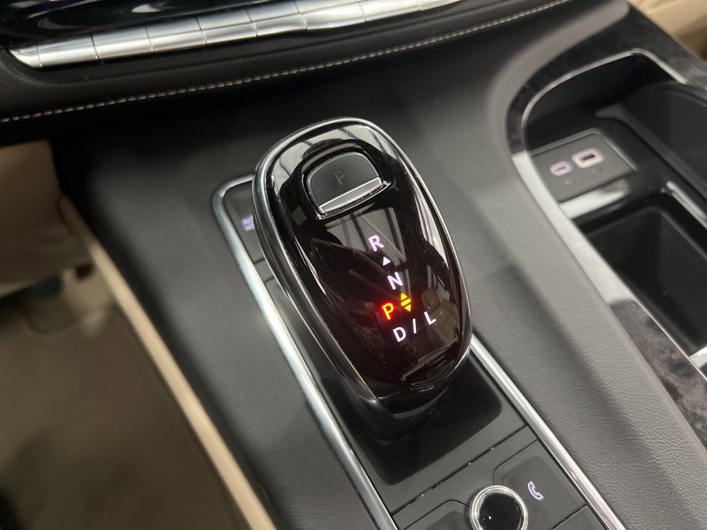 Used 2021 Cadillac Escalade Premium Luxury w/ Driver Assist Tech Package image 15