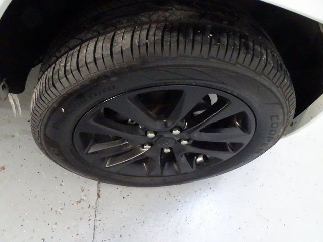 Used 2020 Jeep Grand Cherokee Altitude image 30