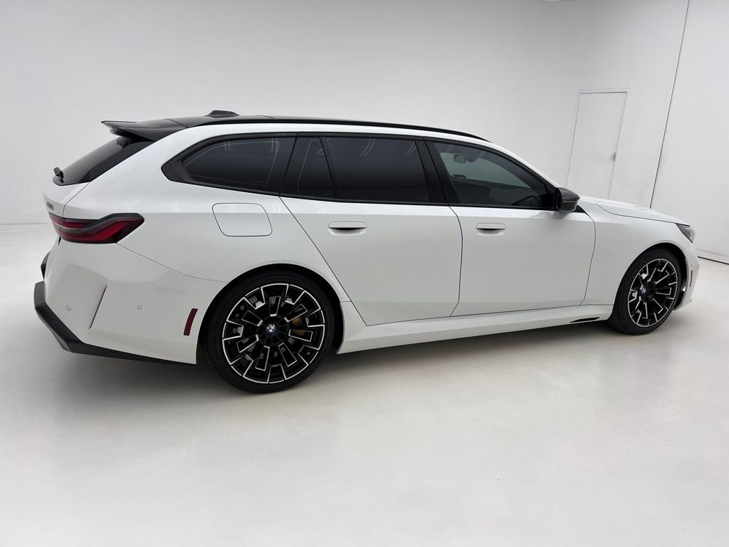 Used 2025 BMW M5 Touring w/ M Driver's Package image 6