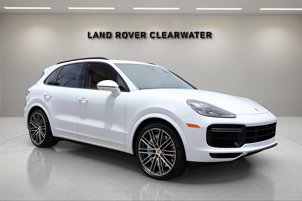 Used 2023 Porsche Cayenne Turbo AWD/4WD image 7