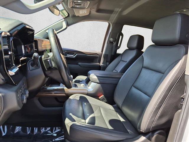 Used 2024 Chevrolet Silverado 1500 RST w/ Convenience Package II AWD/4WD image 16