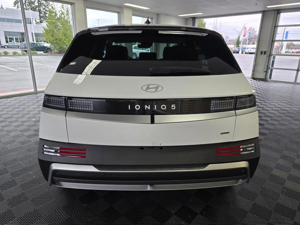 New 2026 Hyundai Ioniq 5 SEL image 5