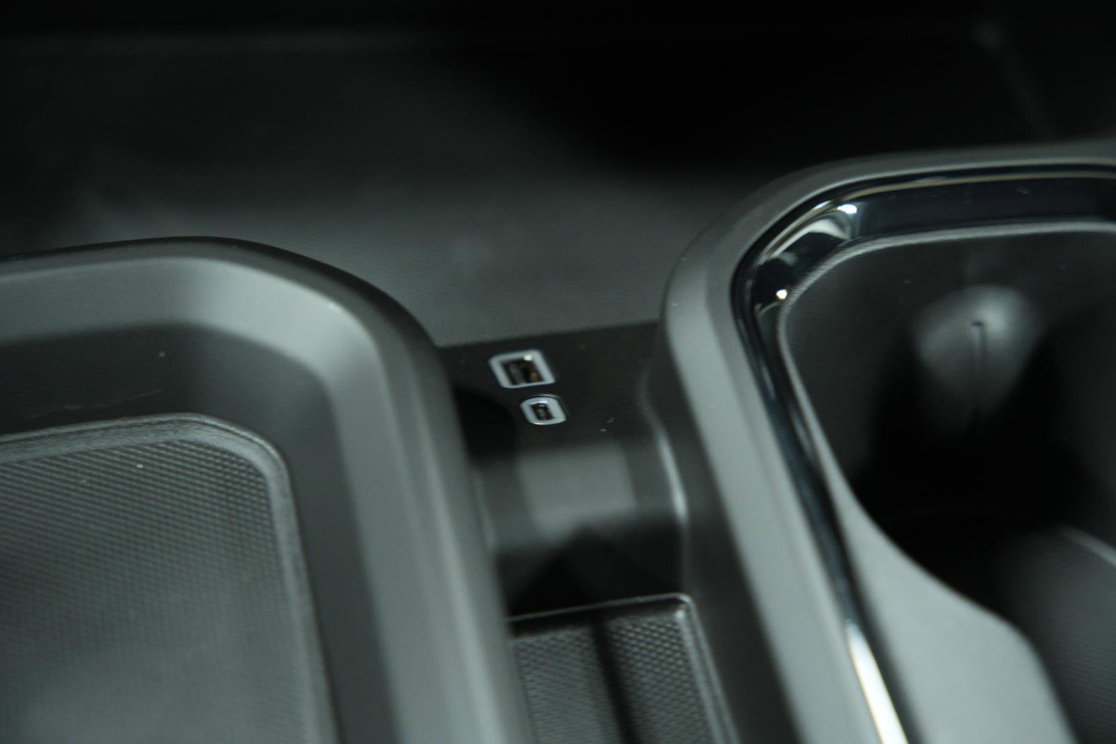 New 2026 GMC Sierra 2500 AT4 w/ AT4 Premium Plus Package image 38