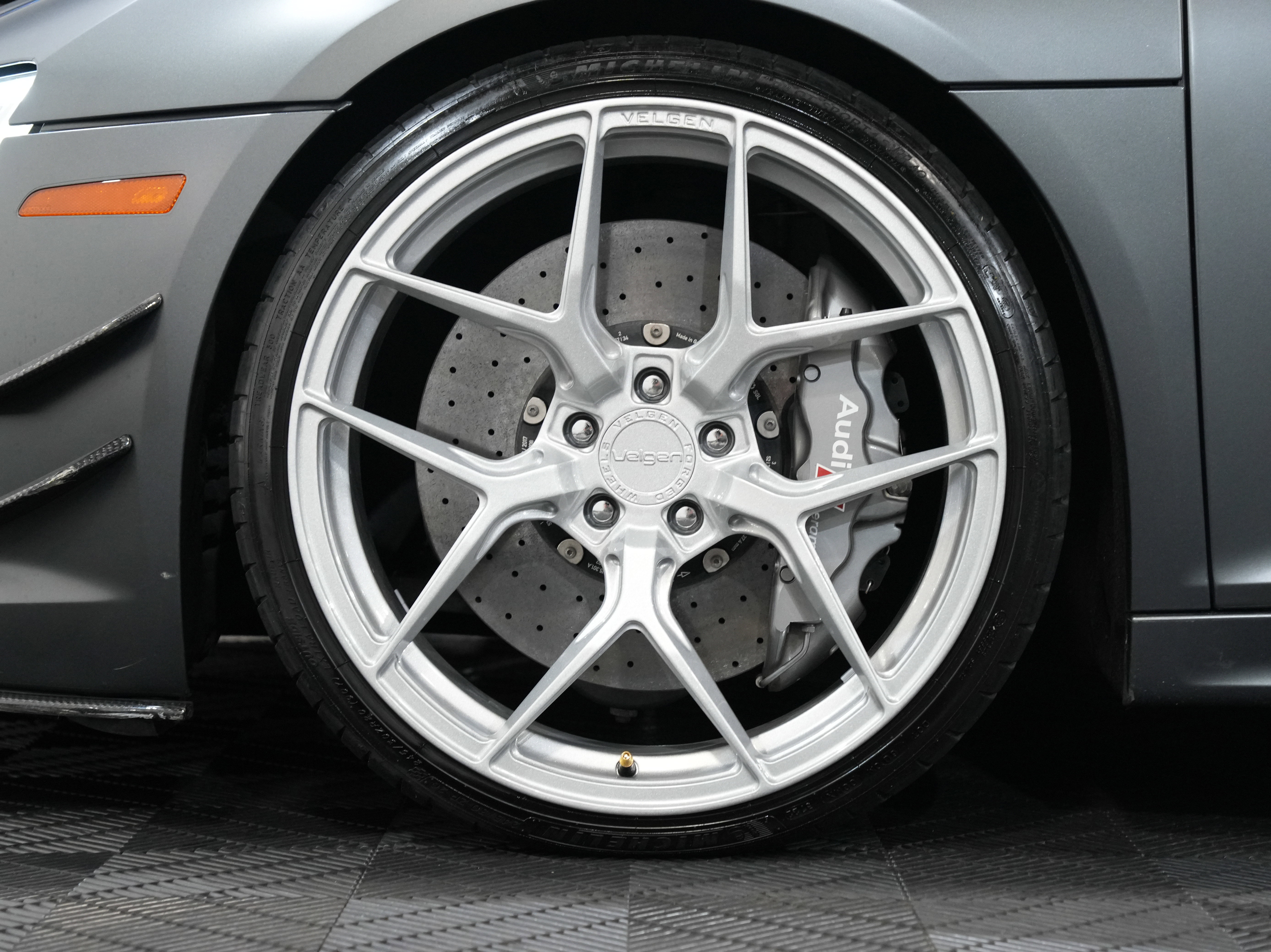 Used 2017 Audi R8 V10 plus image 50