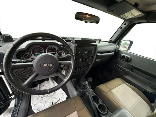 Used 2007 Jeep Wrangler Sahara w/ Dual Top Group AWD/4WD image 20