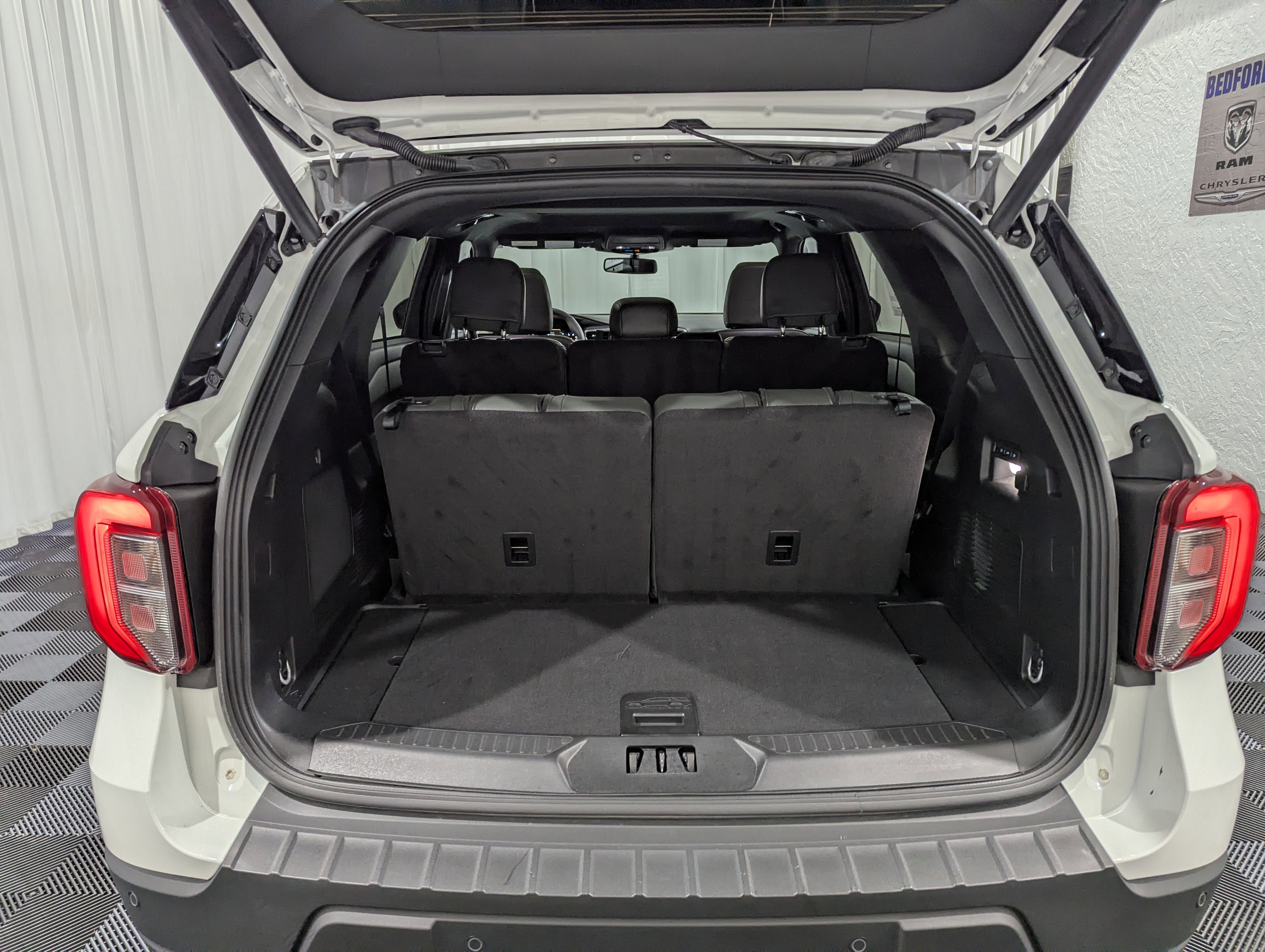 Used 2024 Ford Explorer Timberline w/ Timberline Technology Package AWD/4WD image 12