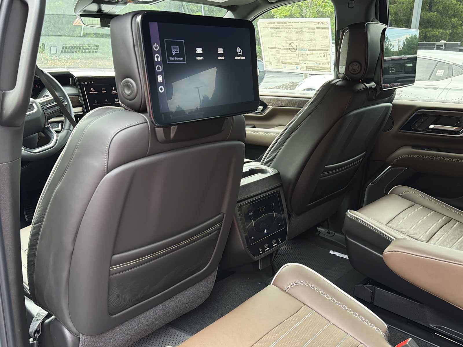 New 2026 GMC Yukon Denali Ultimate AWD/4WD image 20