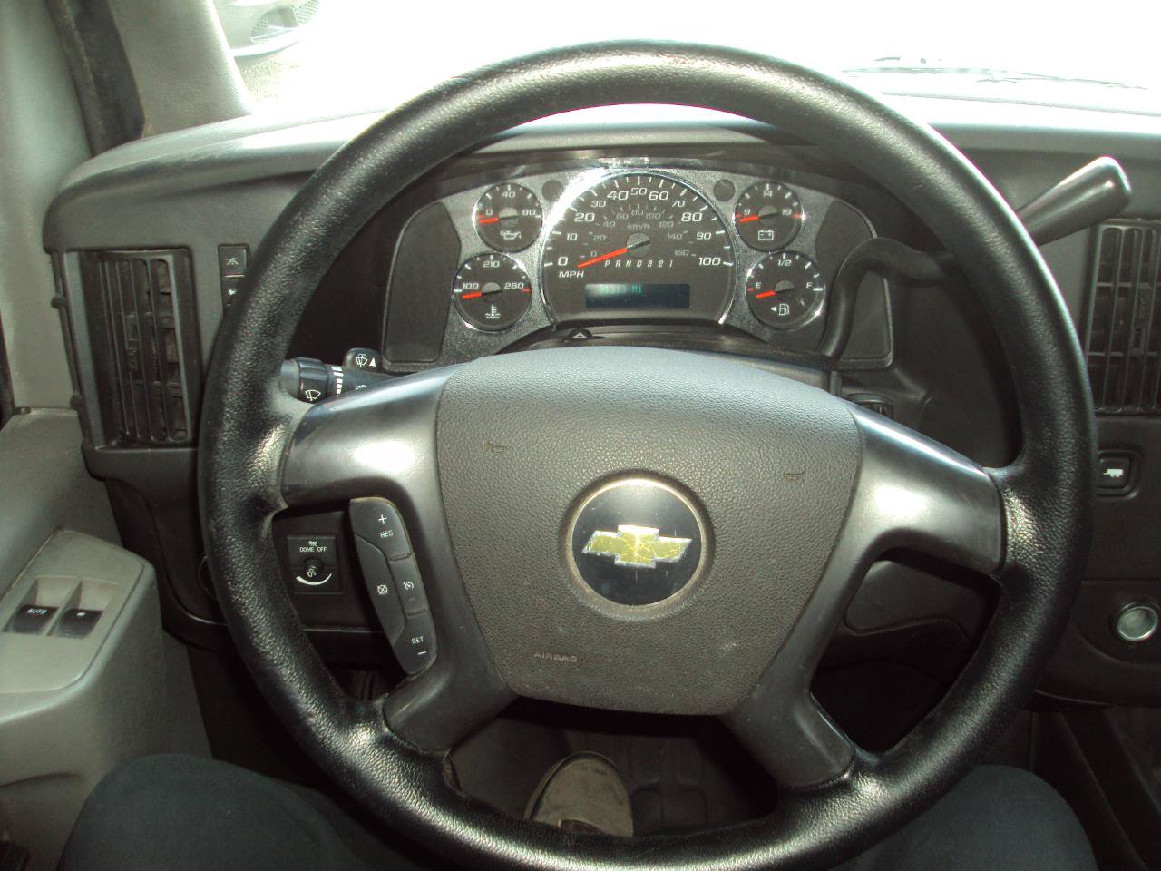 Used 2013 Chevrolet Express 1500 AWD image 20