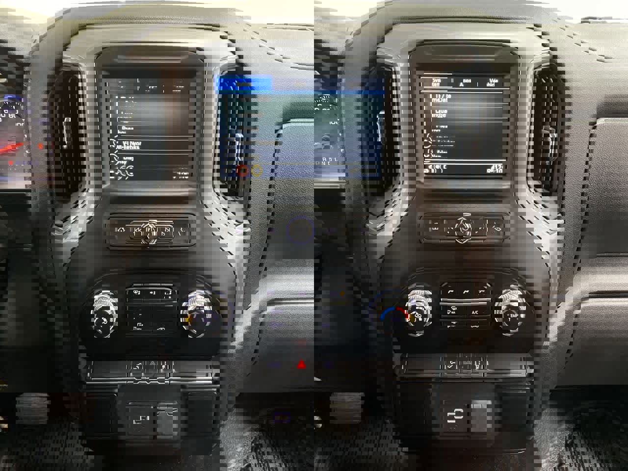 Used 2019 GMC Sierra 1500 4x4 Double Cab w/ Convenience Package image 22