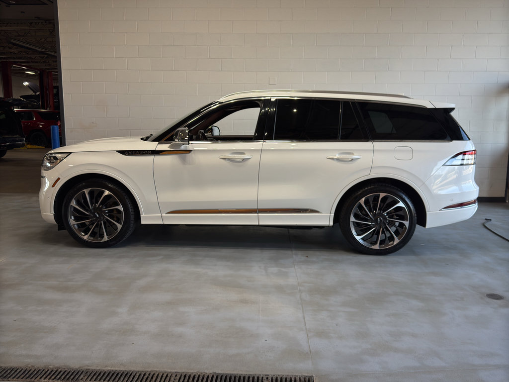 Used 2020 Lincoln Aviator Black Label w/ Dynamic Handling Package image 2