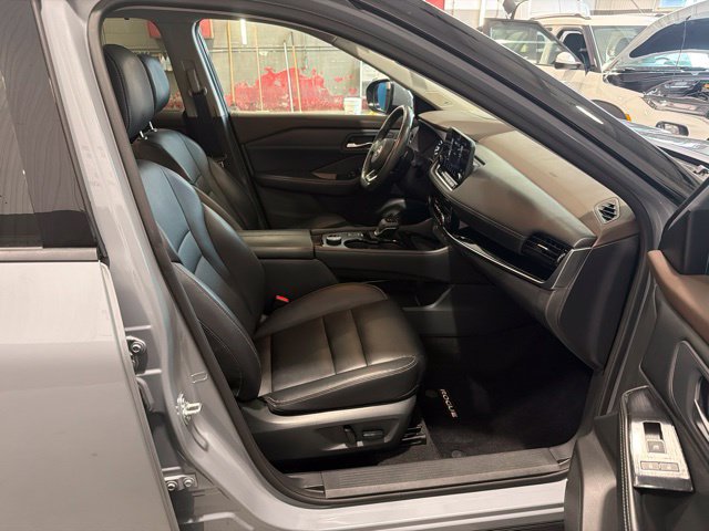 Used 2023 Nissan Rogue SL w/ SL Premium Package AWD/4WD image 48