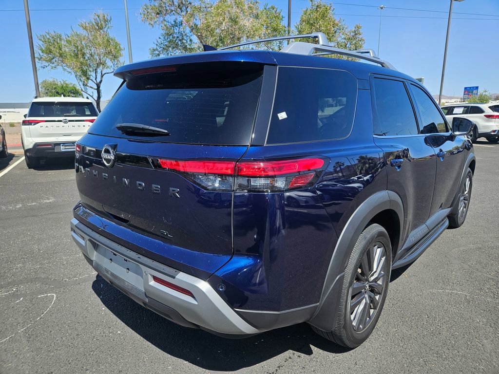 Used 2022 Nissan Pathfinder SL w/ SL Premium Package FWD image 5