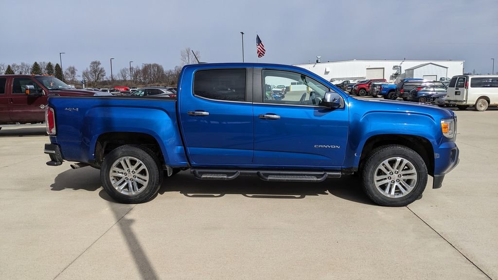 Used 2019 GMC Canyon SLT w/ Trailering Package image 2