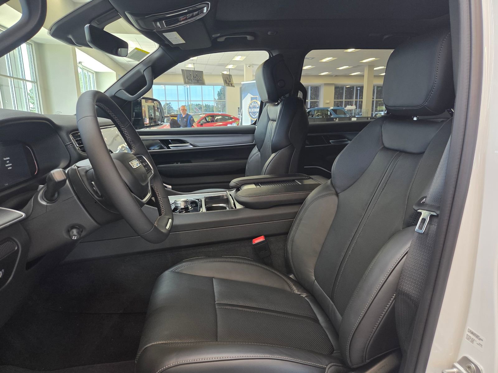 New 2026 Jeep Grand Wagoneer 2WD image 14
