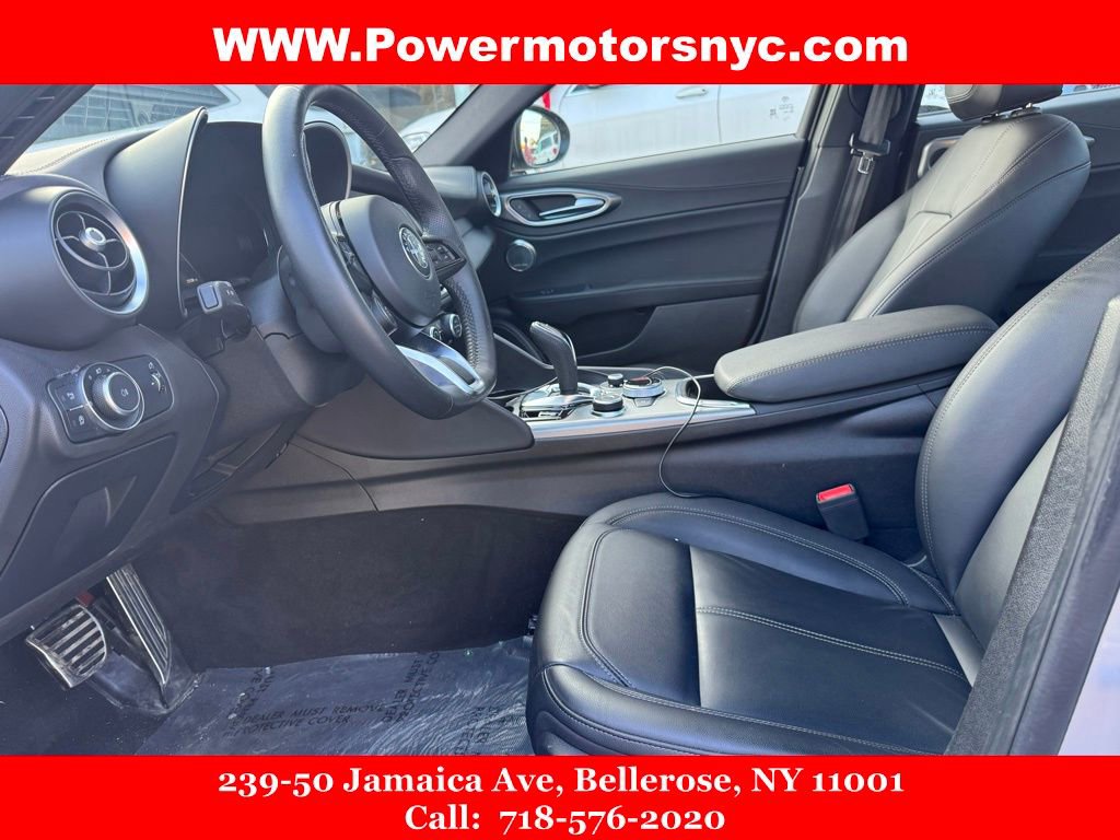 Used 2024 Alfa Romeo Giulia Ti image 22