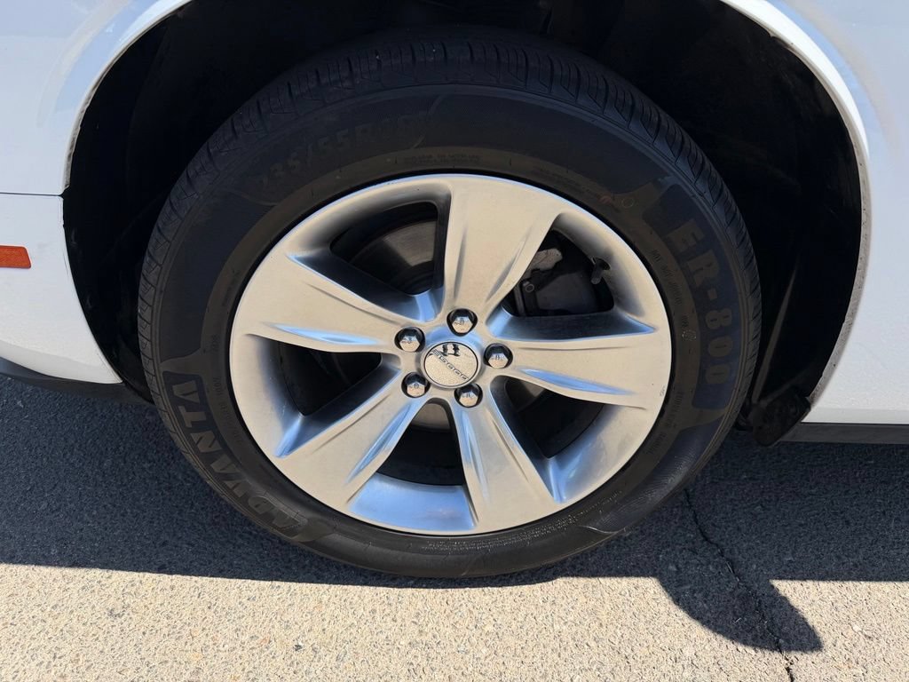 Used 2021 Dodge Challenger SXT RWD image 7
