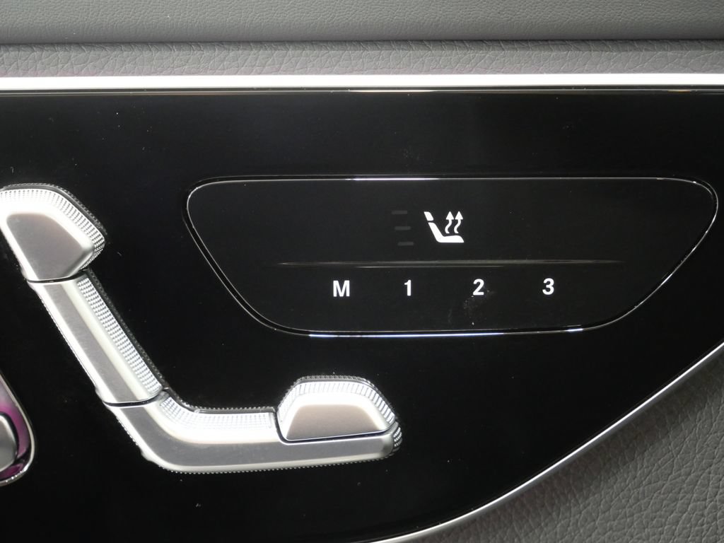 Used 2023 Mercedes-Benz C 300 4MATIC Sedan image 15