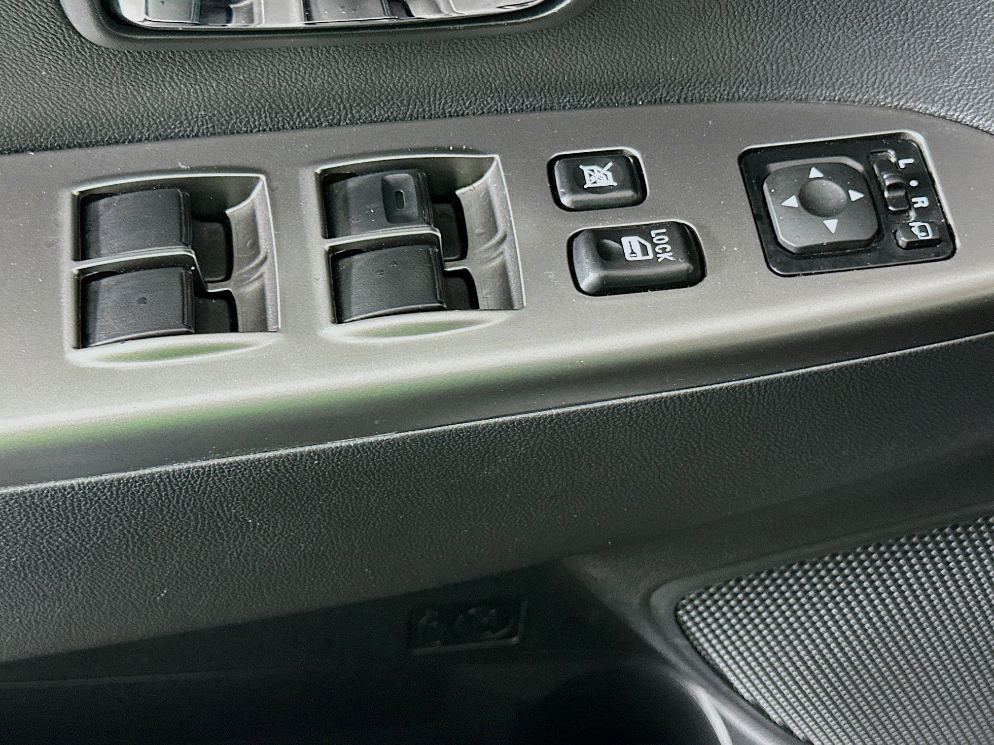 Used 2024 Mitsubishi Outlander Sport SE image 15