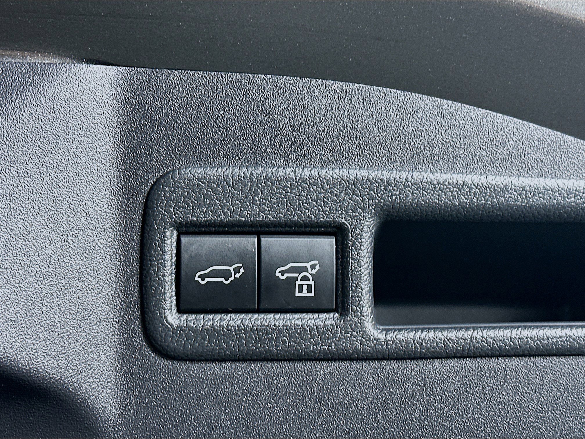 Used 2024 Toyota bZ4X XLE w/ Weather Package FWD image 28