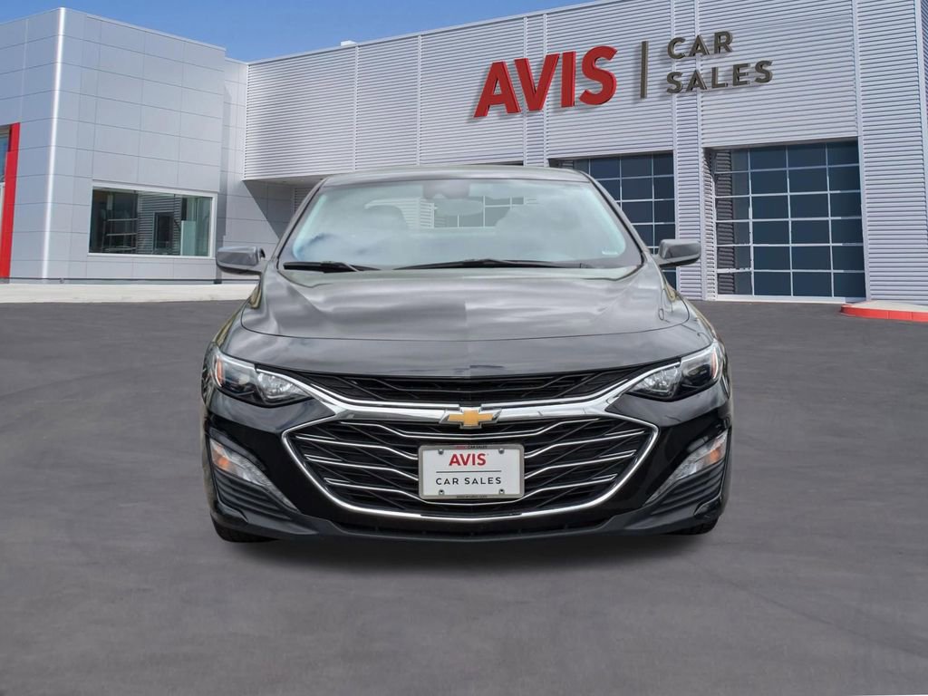 Used 2024 Chevrolet Malibu LT image 2