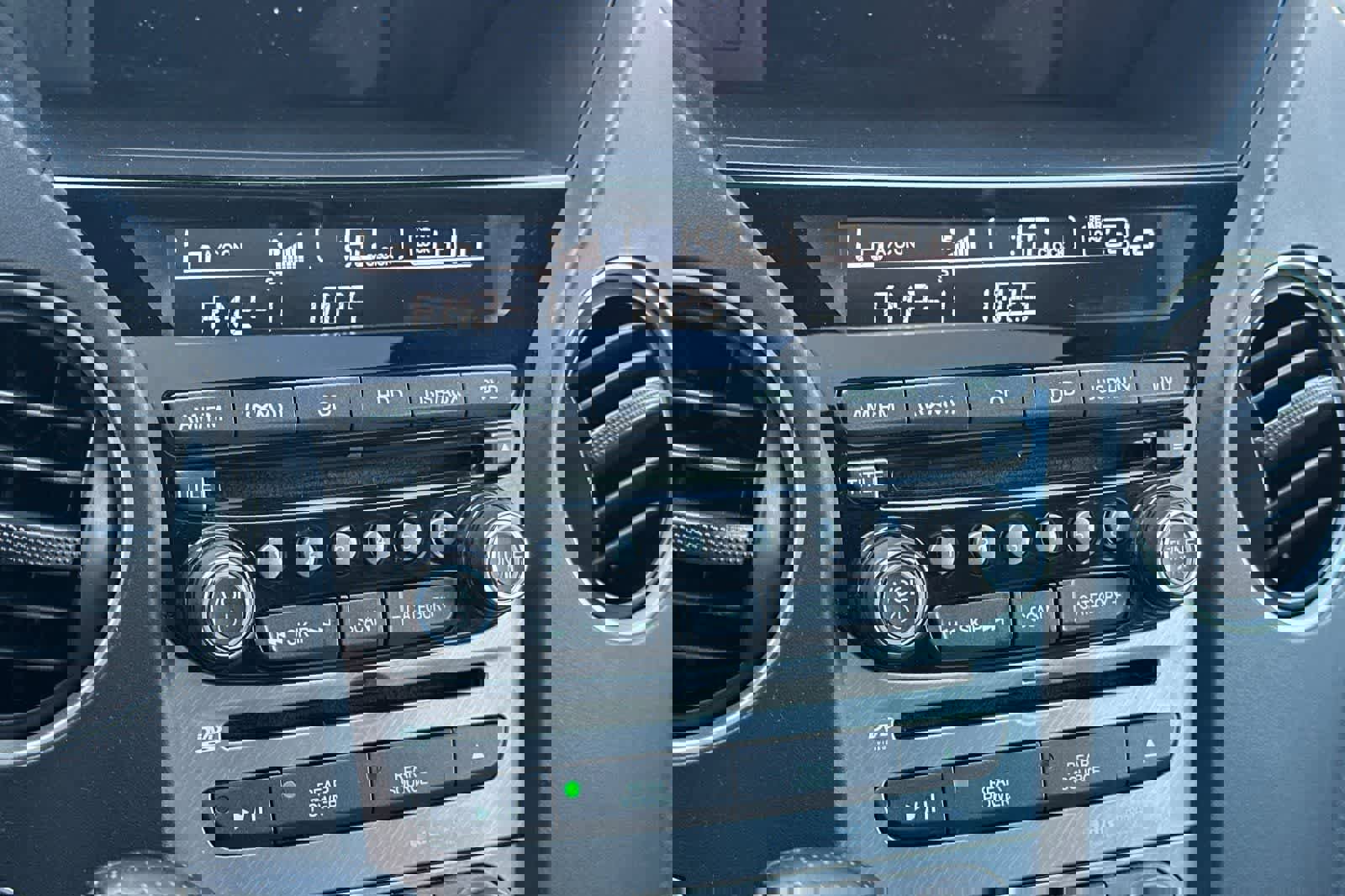 Used 2013 Honda Pilot Touring image 20